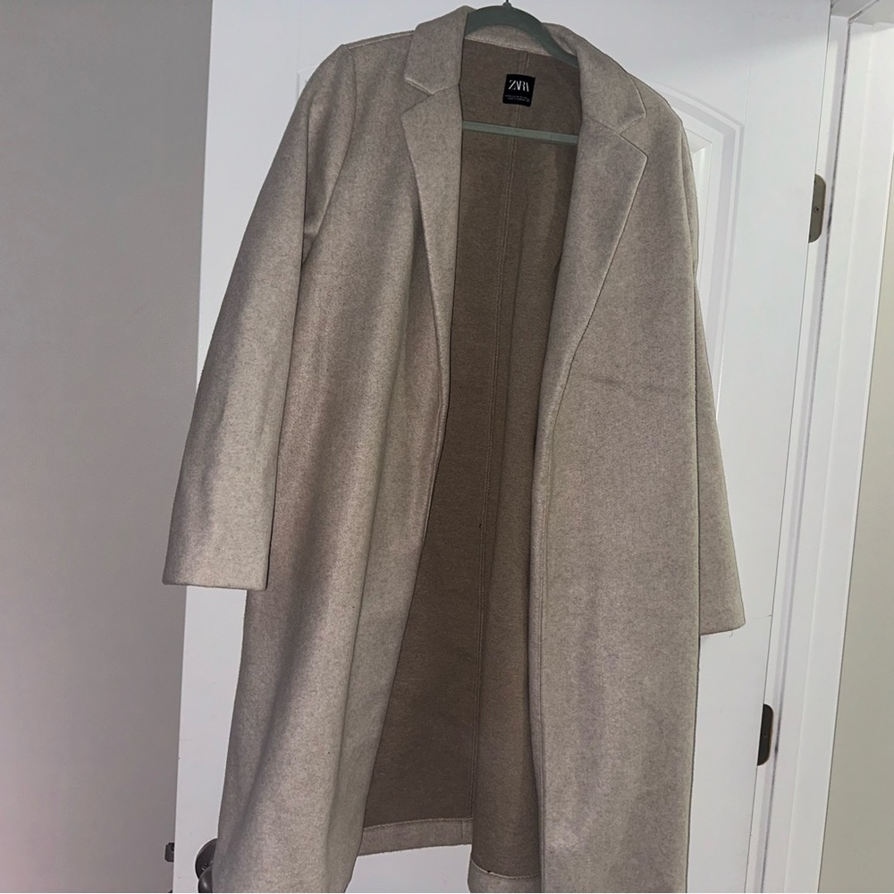 Zara Women's Beige Trench Coat